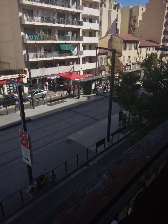 Charmant F1 Pres Tramway Et Plage Nizza Esterno foto